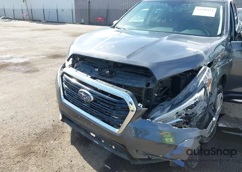 2021 Subaru Ascent Touring z USA, uszkodzony, nr VIN 4S4WMARD0M3439001